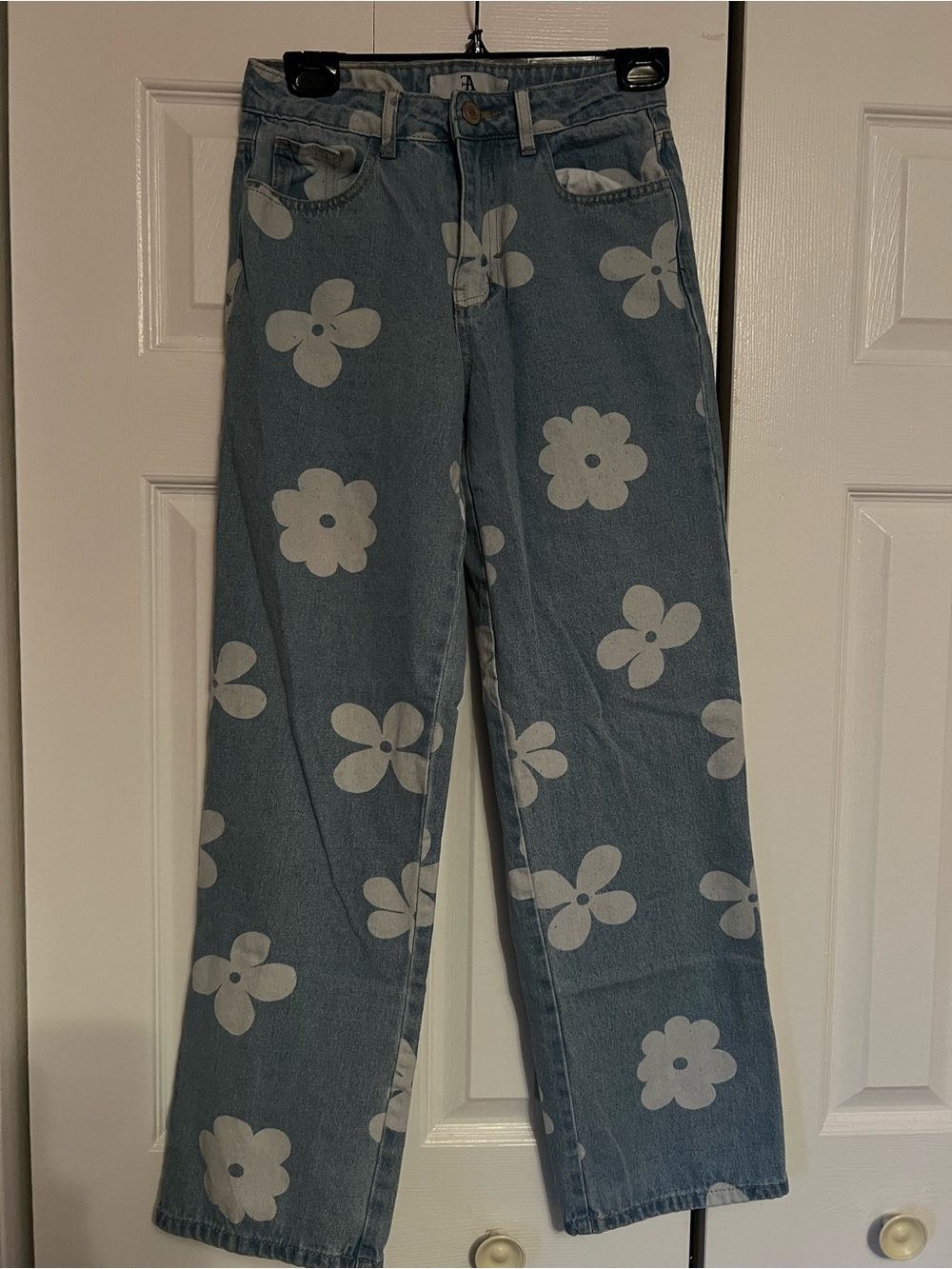 Wide-Leg Floral Print Jeans in Light Blue